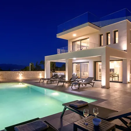 Cocona By Posarellivillas أخارافي
