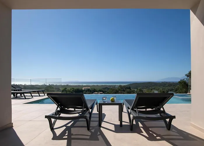 Villa Cocona By Posarellivillas Akharavi