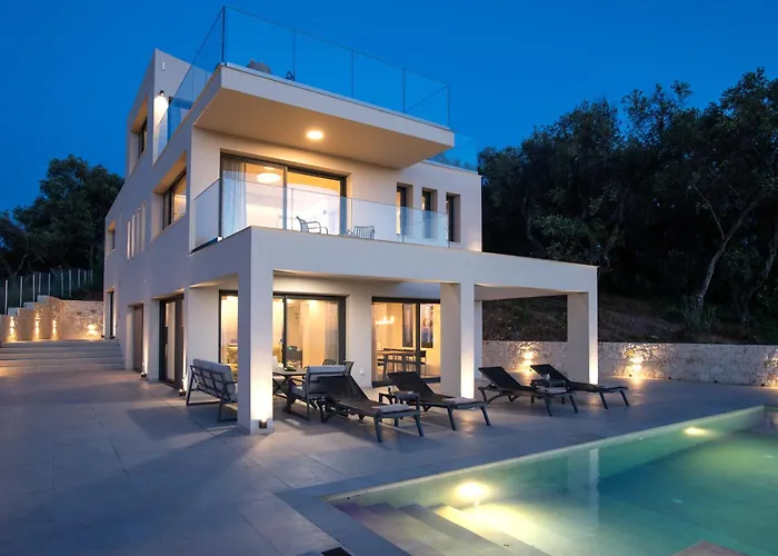 Villa Cocona By Posarellivillas *